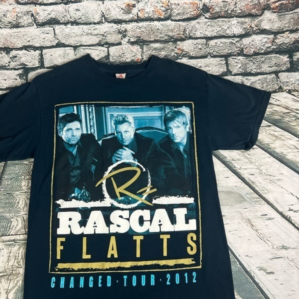 Rascal Flatts Mens Band T-Shirt Size Medium 2012 Changed Tour Tee‎ Music Graphic